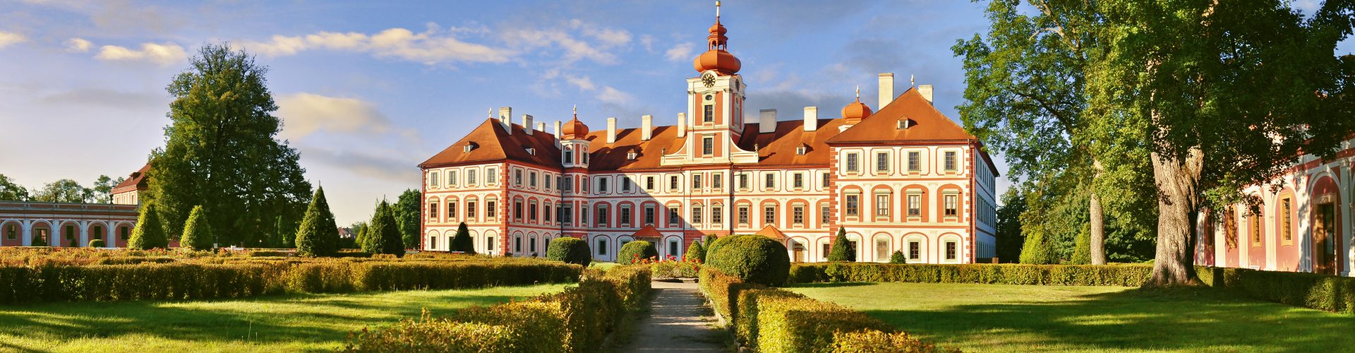 Mnichovo Hradiště Château