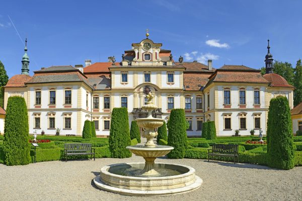 Jemniště Chateau