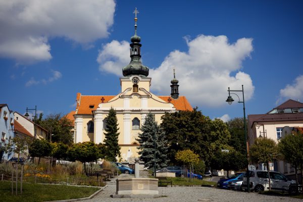 Mnichovice Town Square