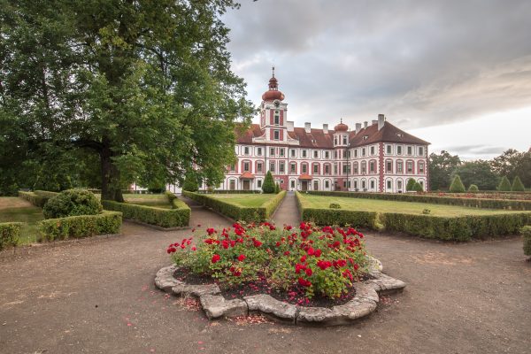 Mnichovo Hradiště Chateau